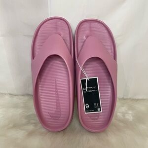 New Women’s Nike Calm Soft Pink Flip Flops